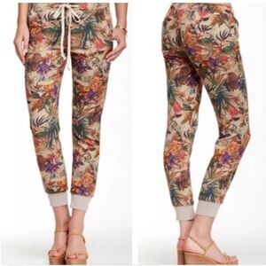 MOTHER The Trackpant Tips for the Lazy Gardener Floral Joggers – Size 27